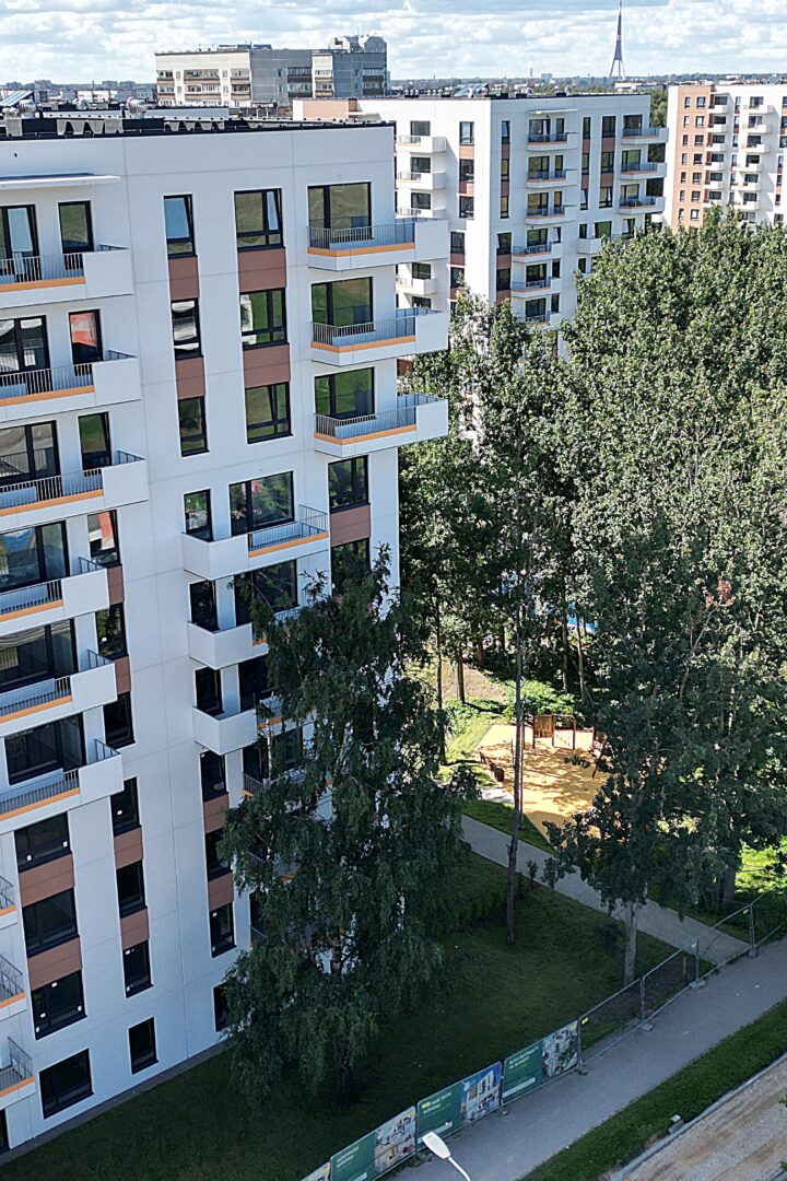 Deglava Gleznotāju rezidence nodevusi ekspluatācijā jauno dzīvokļu māju “Dali”